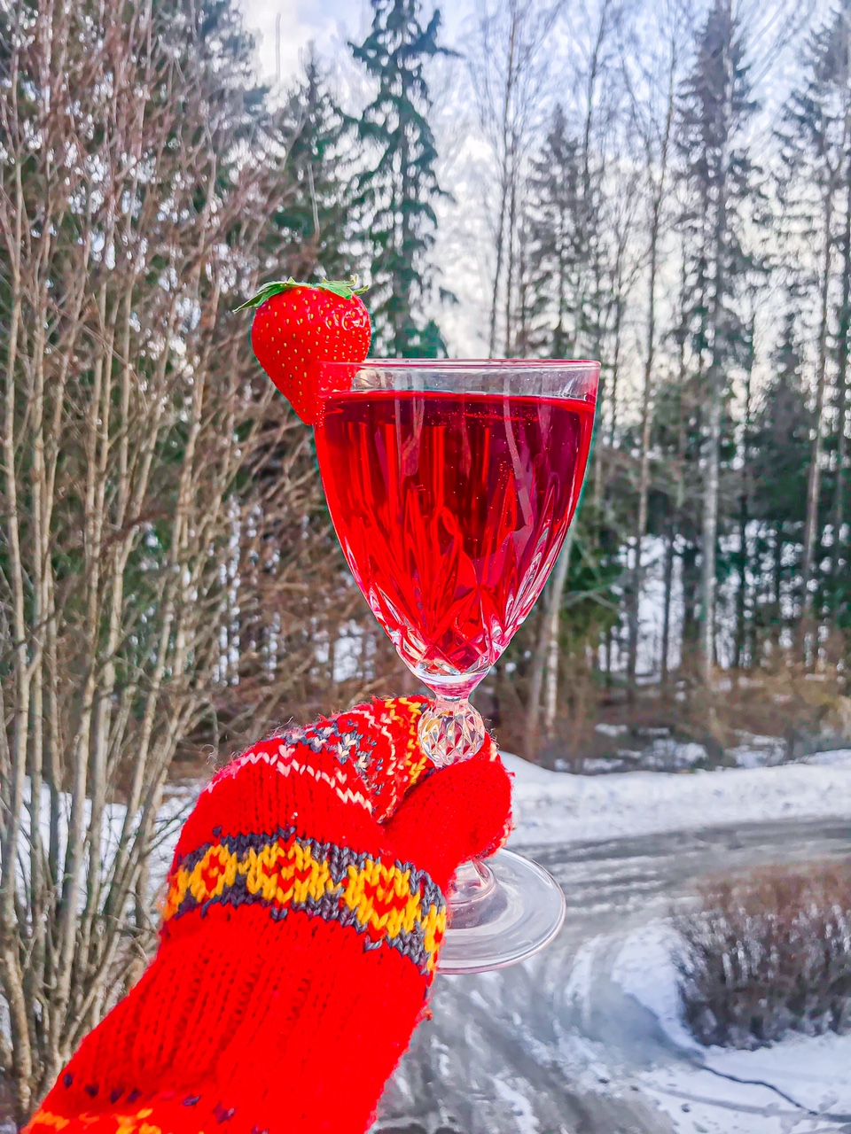 Elluyellow ja Nokian panimon kotimaiset alkoholittomat juomat