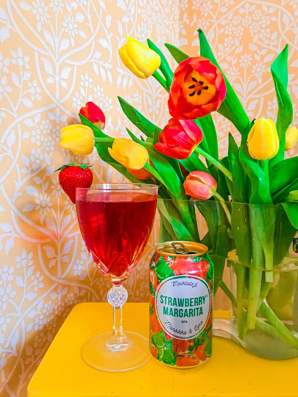 Elluyellow ja Nokian panimon kotimaiset alkoholittomat juomat