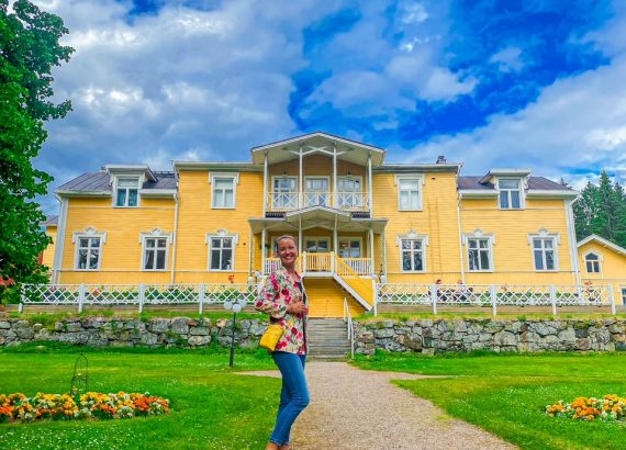 Elluyellow Kajaanissa kesän kotimaanmatkailua