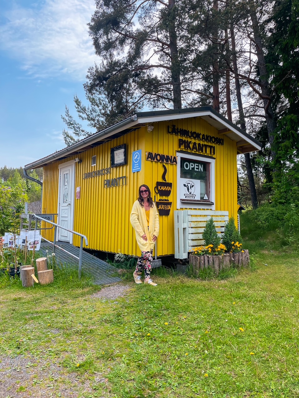 Elluyellow Salossa kesä 2025