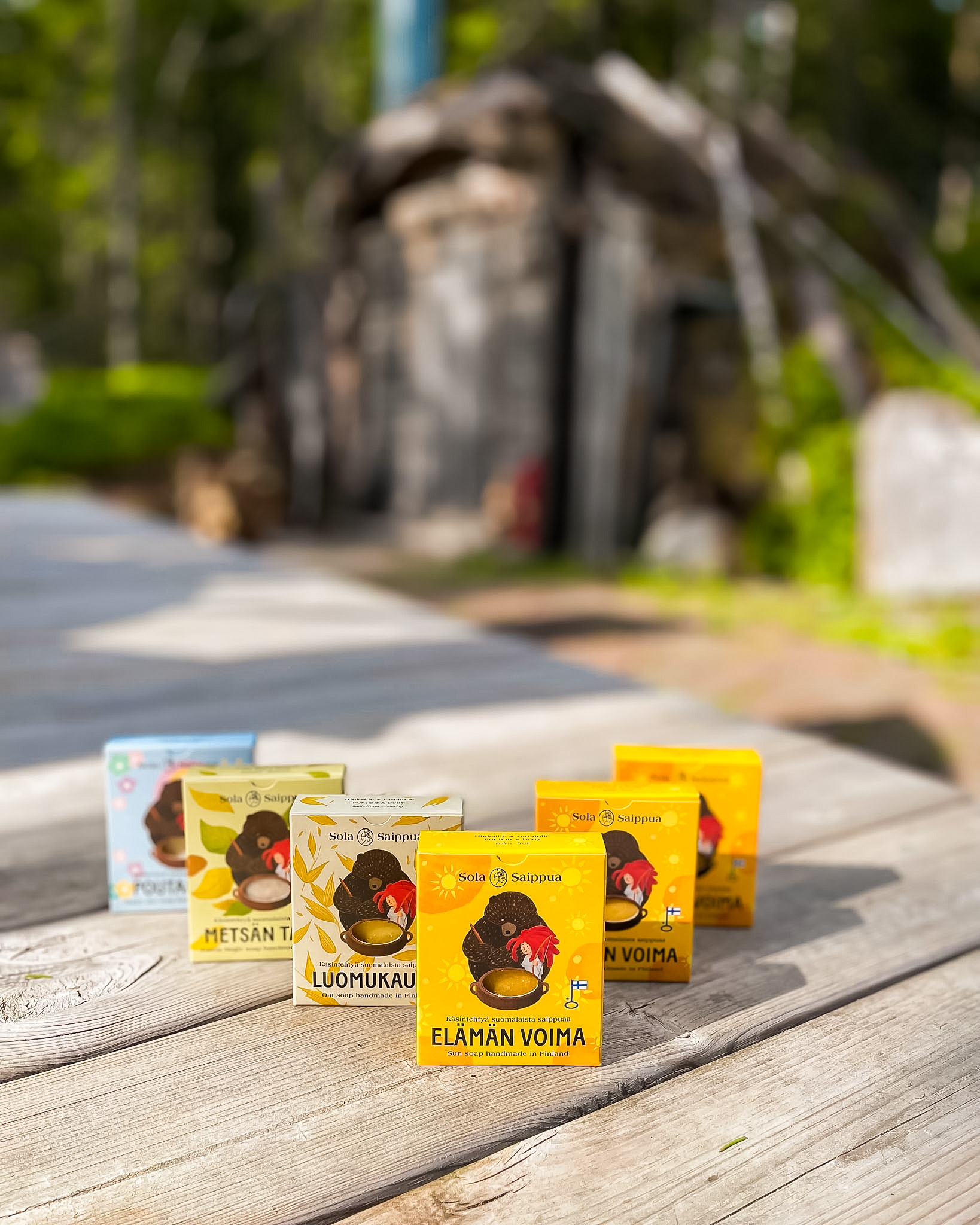 Elluyellow Kolilla