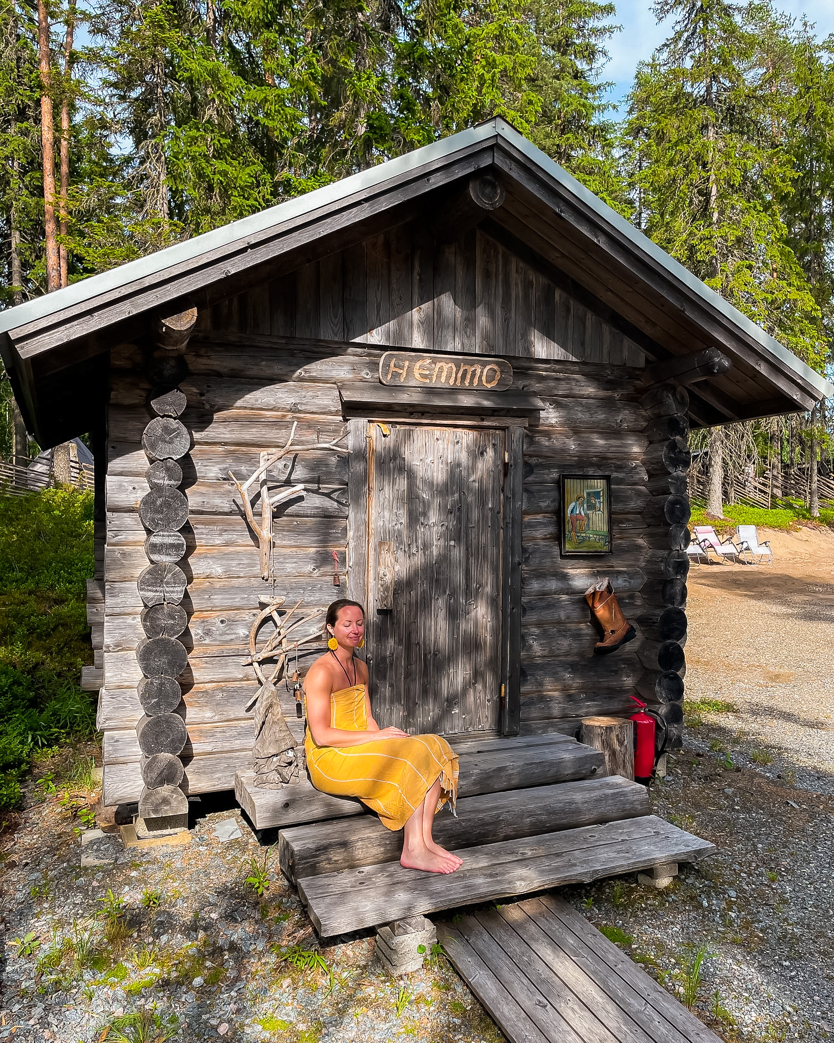 Elluyellow Kolilla