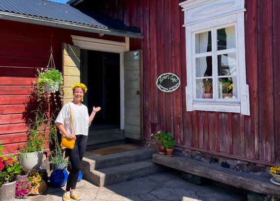 Elluyellow Kemiönsaaressa Farmors Cafessa